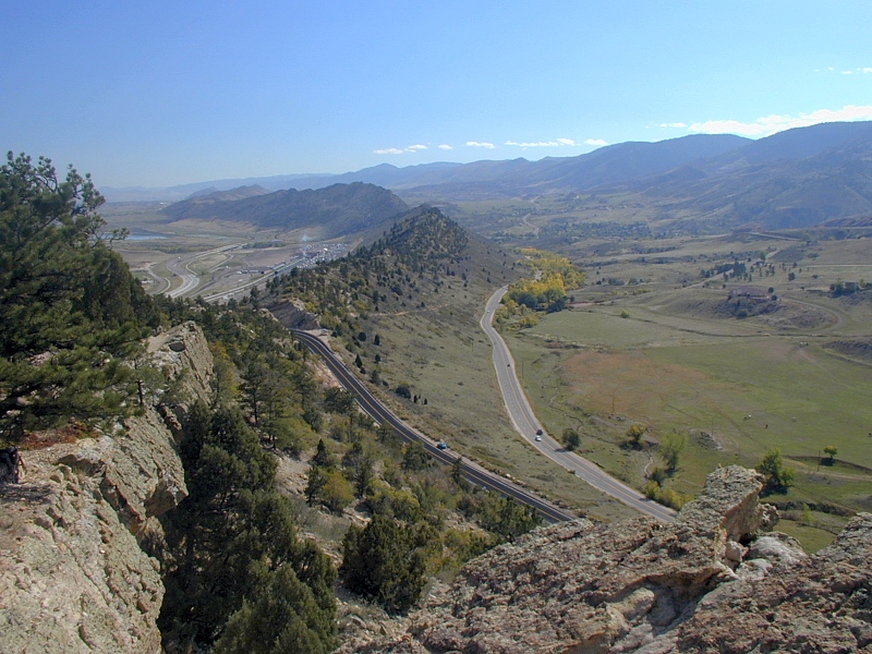 Dakota Hogback from the crest of Dinosaur Ridge